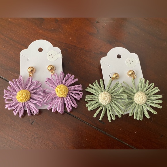 None Jewelry - Raffia Paper Floral Daisy Drop Earrings Set Of 2 NEW